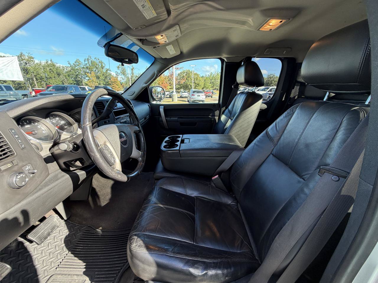 Used 2010 GMC Sierra 1500 SLE w/ Power Pack Plus AWD/4WD image 10