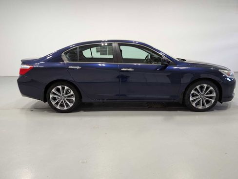Used 2015 Honda Accord Sport image 7