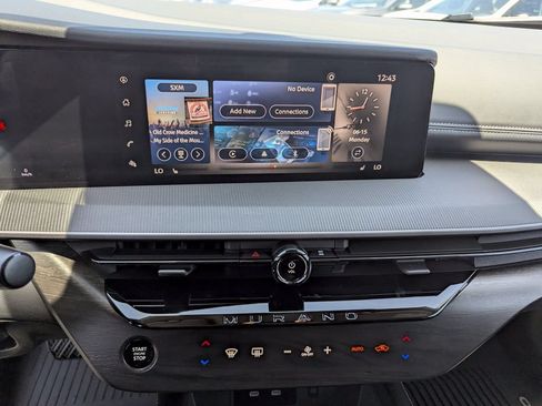 Used 2025 Nissan Murano SV FWD image 19