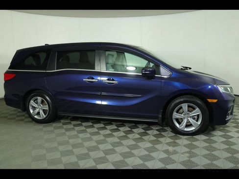 Used 2018 Honda Odyssey EX-L image 5