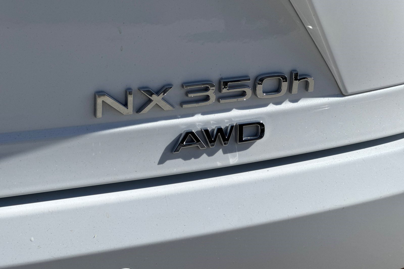 Certified 2026 Lexus NX 350h AWD w/ Accessory Package (2T) image 29
