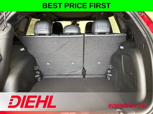 New 2026 Jeep Compass Limited w/ Sun, Sound & Navigation Group AWD/4WD image 9
