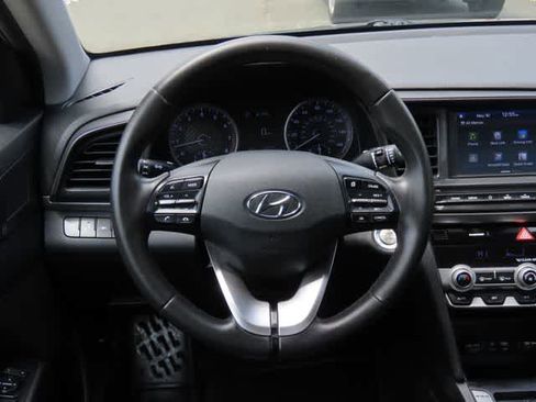 Used 2019 Hyundai Elantra Value Edition w/ Cargo Package FWD image 18