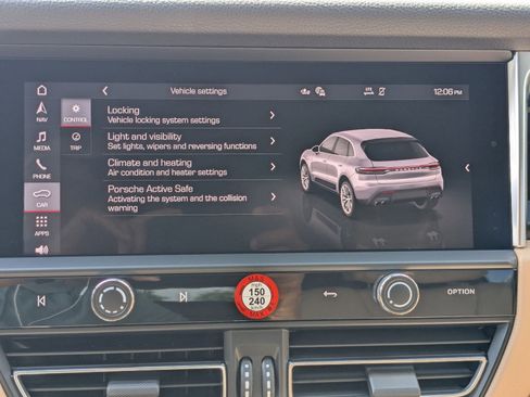 New 2026 Porsche Macan image 19