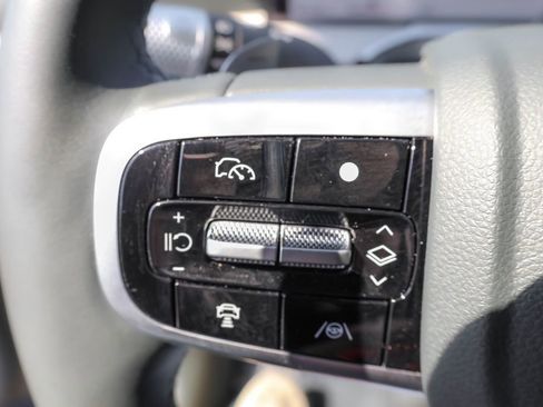 Used 2025 Genesis GV80 2.5T Advanced image 24