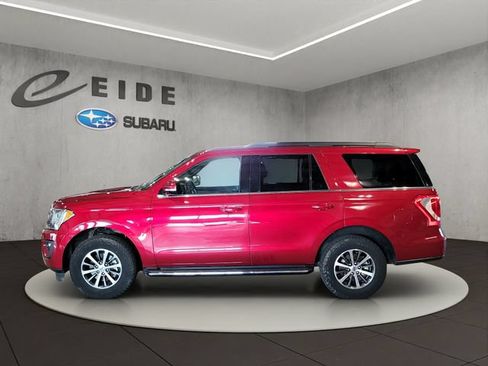 Used 2019 Ford Expedition XLT w/ Equipment Group 202A AWD/4WD image 10