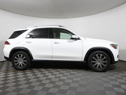 Certified 2025 Mercedes-Benz GLE 450e 4MATIC image 8