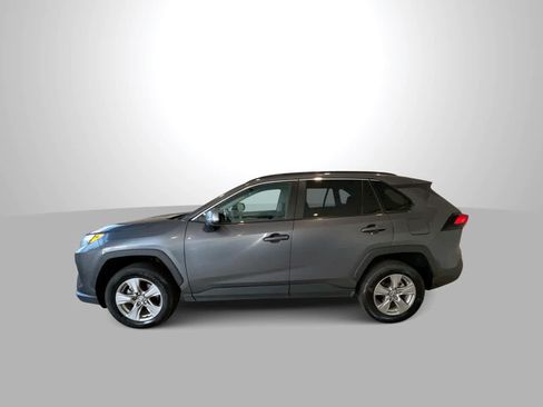Used 2025 Toyota RAV4 XLE AWD/4WD image 1