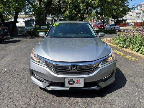 Used 2017 Honda Accord EX-L image 8