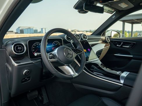 Certified 2026 Mercedes-Benz GLC 300 4MATIC image 16