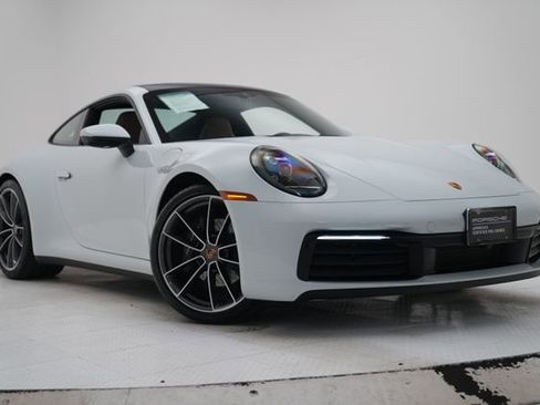 Certified 2023 Porsche 911 Carrera RWD image 3