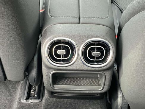 Certified 2025 Mercedes-Benz GLC 300 4MATIC image 22