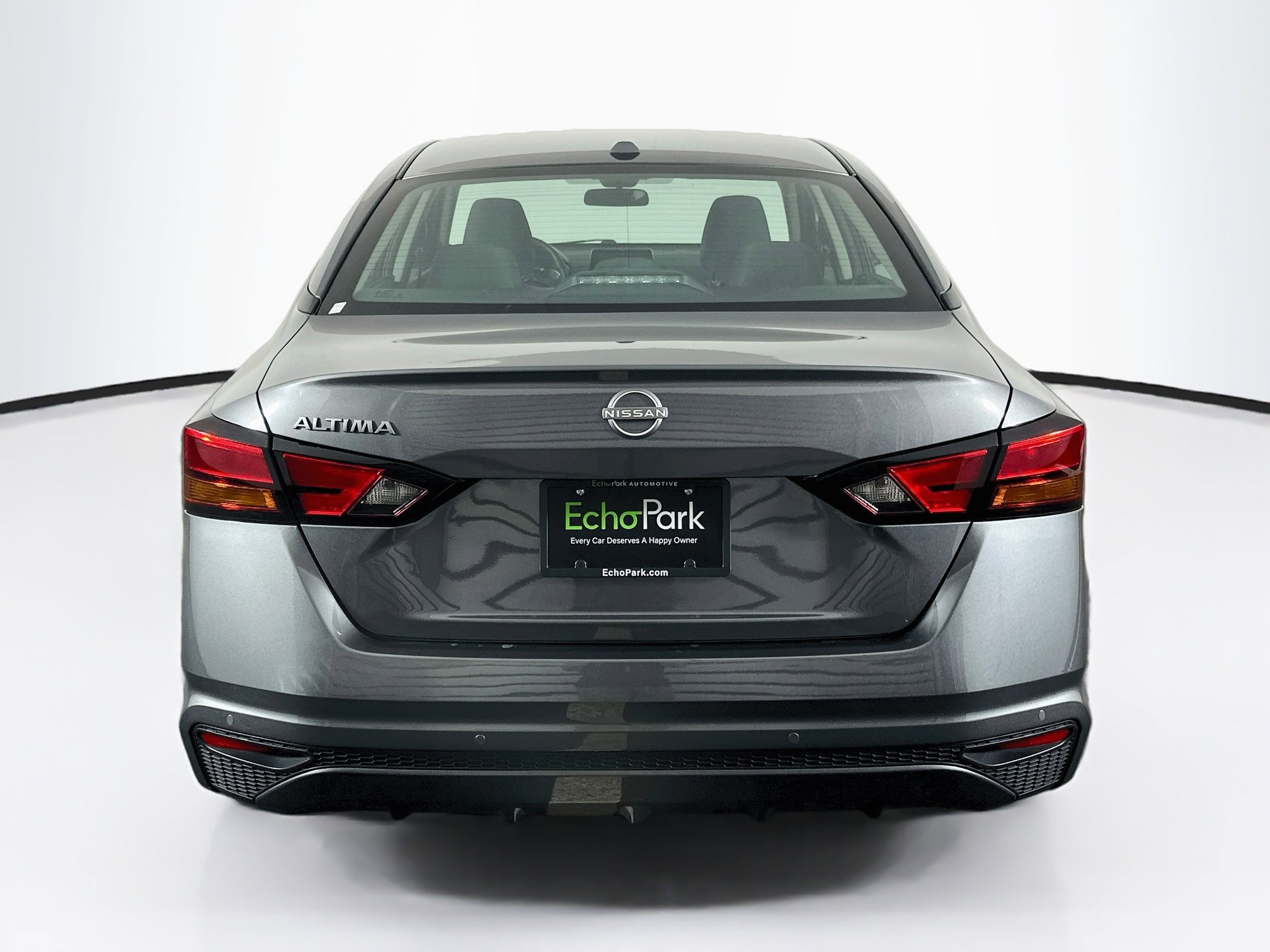 Used 2025 Nissan Altima 2.5 SV FWD image 7