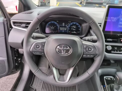 Used 2026 Toyota Corolla SE w/ SE Package FWD image 15
