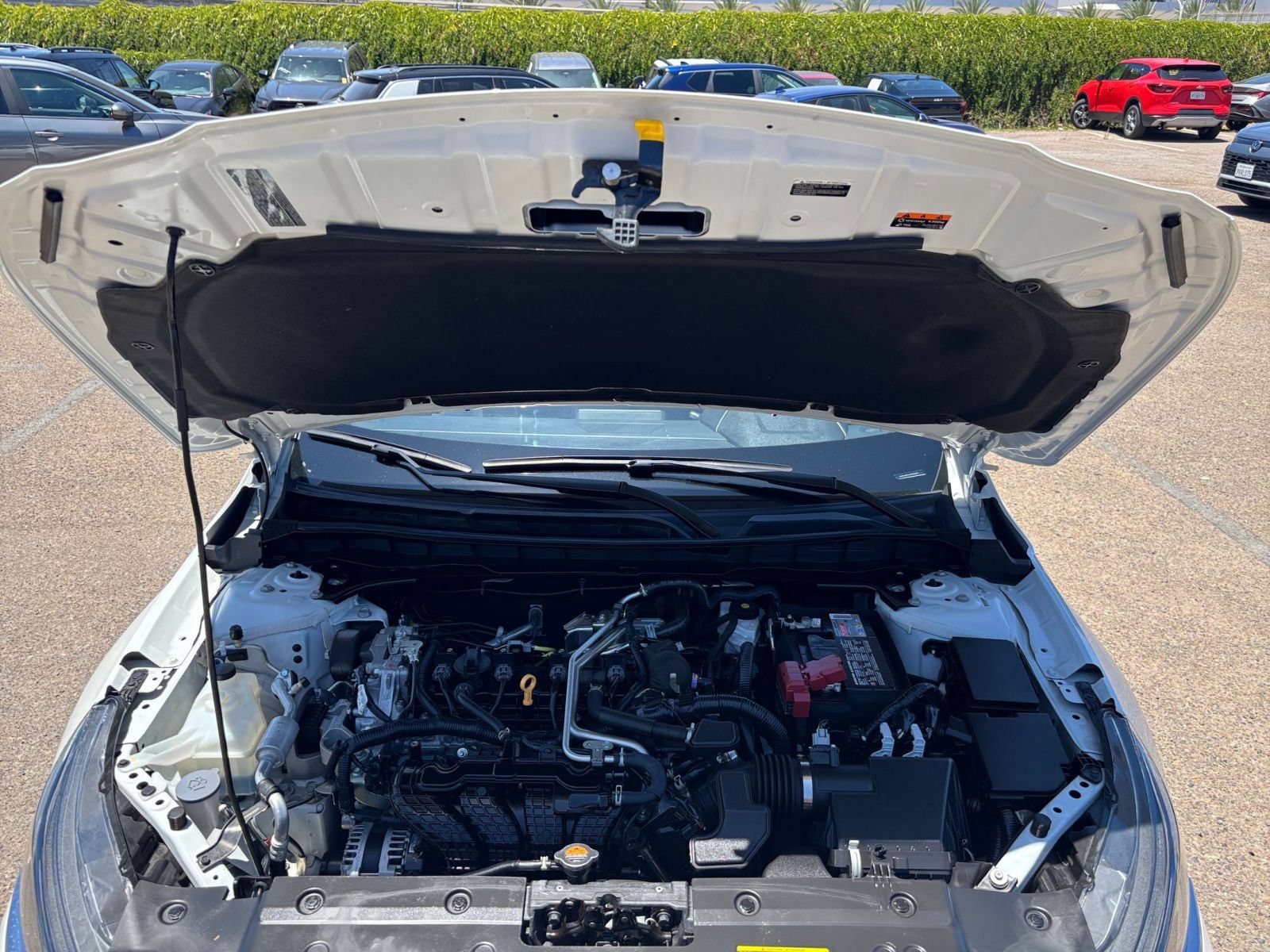 Used 2025 Nissan Altima 2.5 SV FWD image 31