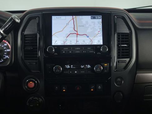 Used 2024 Nissan Titan PRO-4X w/ Pro-4x Convenience Package image 20