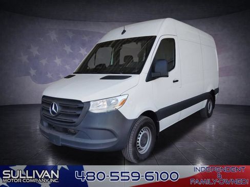 Used 2025 Mercedes-Benz Sprinter 2500 image 1