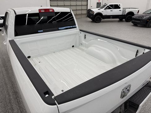 Used 2024 RAM 2500 Laramie AWD/4WD image 6