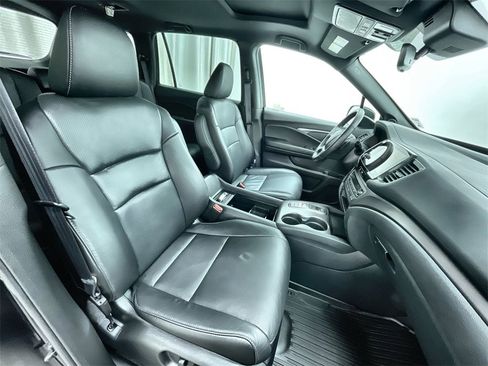 Certified 2023 Honda Passport EX-L image 31