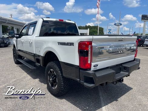 Used 2025 Ford F250 King Ranch w/ Tremor Off-Road Package AWD/4WD image 12