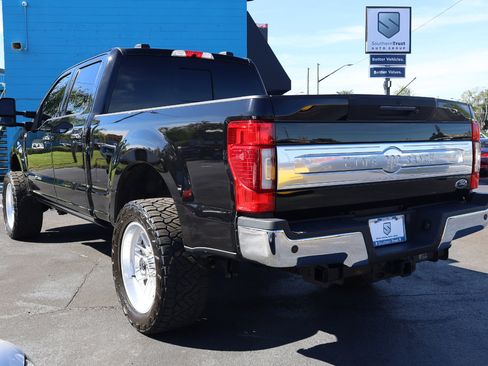 Used 2022 Ford F250 King Ranch w/ King Ranch Ultimate Package image 3