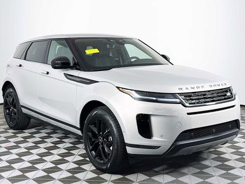 New 2026 Land Rover Range Rover Evoque S image 3