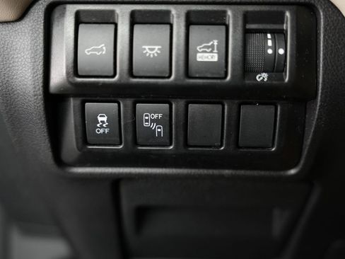 Used 2022 Subaru Ascent Limited image 54