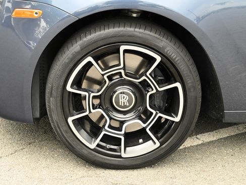 Used 2018 Rolls-Royce Ghost RWD image 9