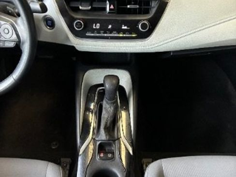Used 2021 Toyota Corolla SE FWD image 24