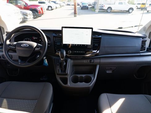 Used 2023 Ford Transit 350 XLT image 8