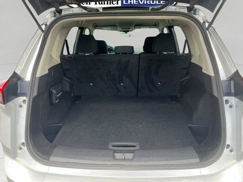 Used 2024 Nissan Rogue S AWD/4WD image 7