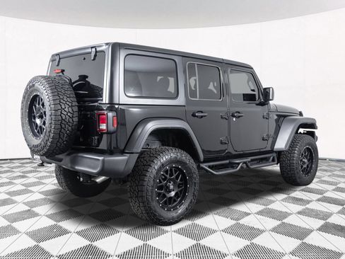 Used 2025 Jeep Wrangler Unlimited Sport AWD/4WD image 16
