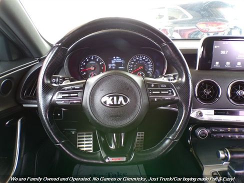 Used 2018 Kia Stinger GT RWD image 14