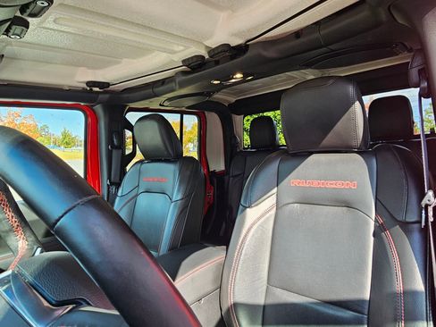 Used 2020 Jeep Gladiator Rubicon image 22