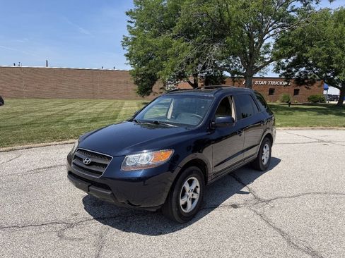 Used 2007 Hyundai Santa Fe GLS FWD image 1