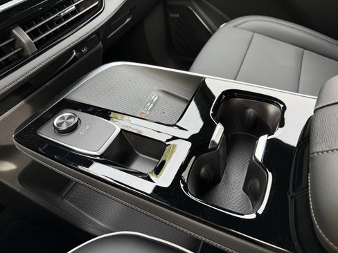 New 2026 Buick Enclave Preferred w/ Power Package image 28