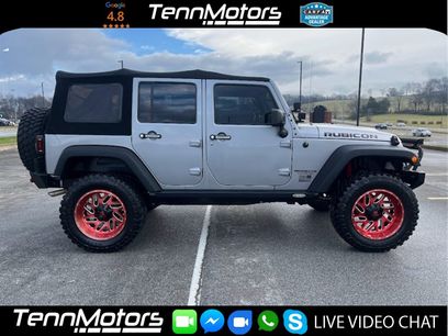 Used 2017 Jeep Wrangler Unlimited Rubicon w/ Connectivity Group