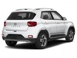 Used 2023 Hyundai Venue Limited image 2