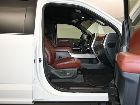 Used 2022 Ford F250 Platinum AWD/4WD image 27