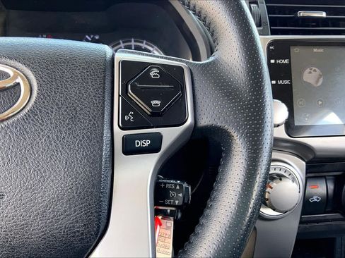 Used 2018 Toyota 4Runner SR5 RWD image 24