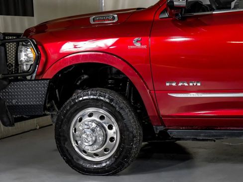Used 2022 RAM 3500 Limited w/ Towing Technology Group AWD/4WD image 12