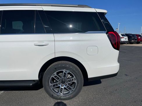 New 2026 Ford Expedition Active AWD/4WD image 49