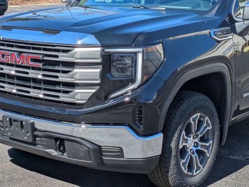 New 2026 GMC Sierra 1500 SLE AWD/4WD image 9