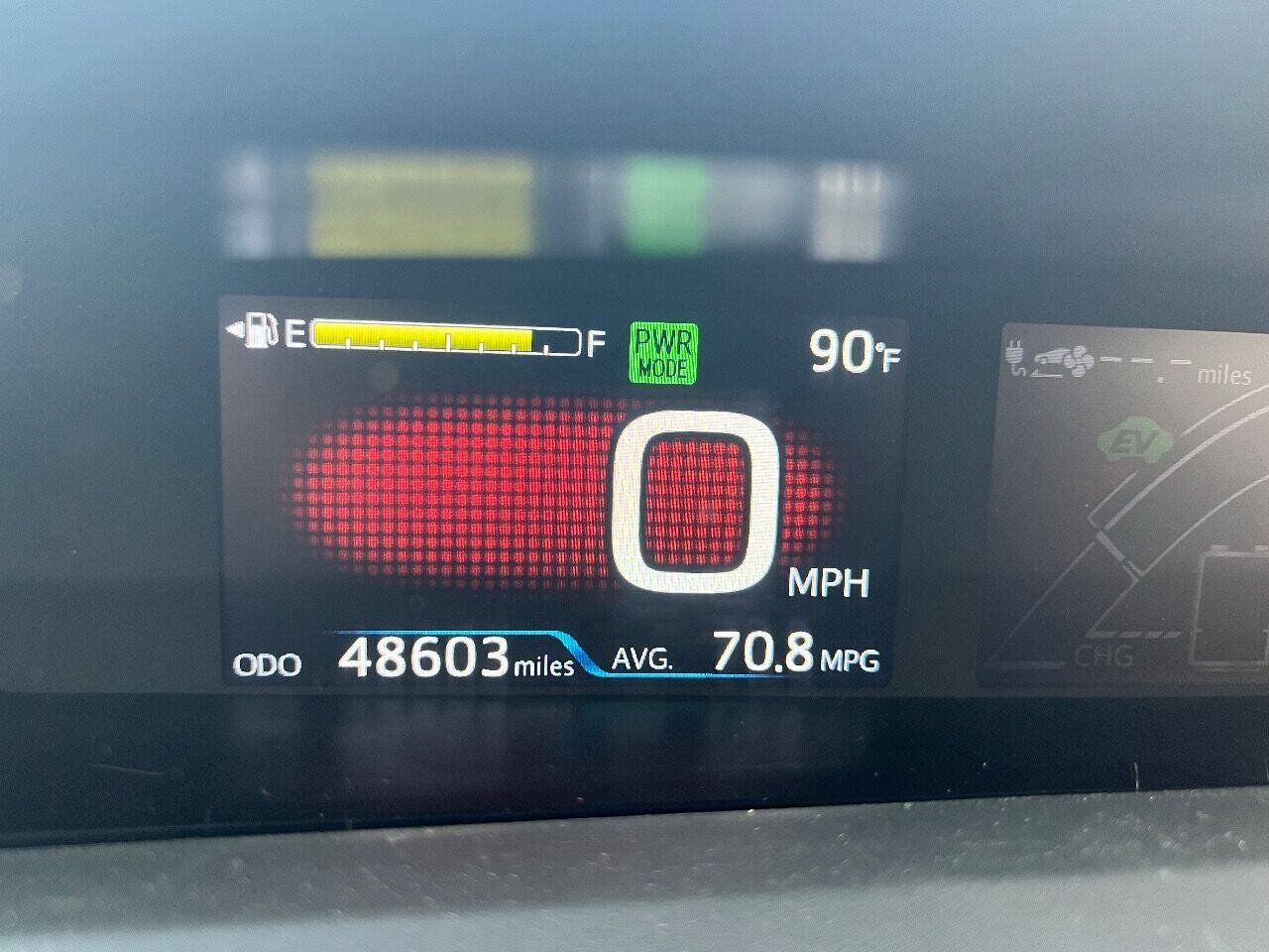 Used 2020 Toyota Prius Prime XLE FWD image 31