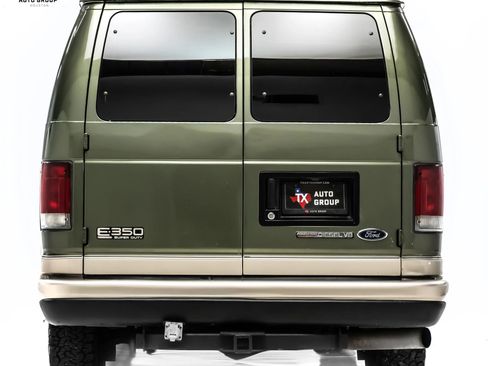 Used 2002 Ford E-350 and Econoline 350 Van image 9