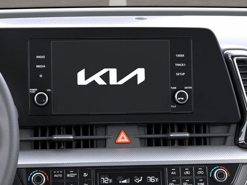 New 2025 Kia Sportage LX image 21