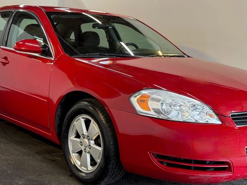 Used 2007 Chevrolet Impala LT w/ Preferred Equipment Group FWD image 2