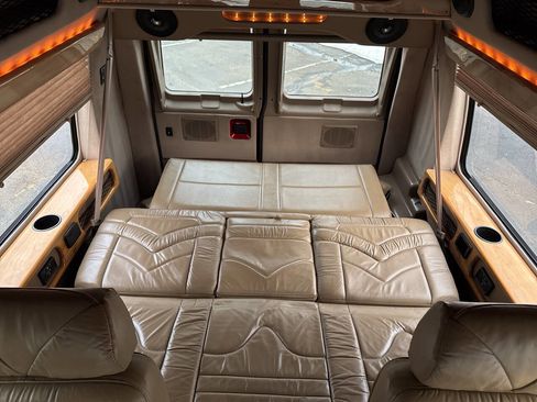 Used 1999 Ford E-150 and Econoline 150 image 18