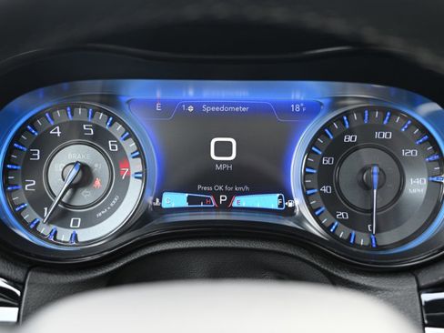 Used 2023 Chrysler 300 S image 25