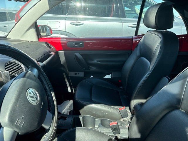 Used 2009 Volkswagen Beetle S FWD image 9